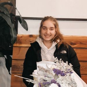 Meet your Posher, Stacey